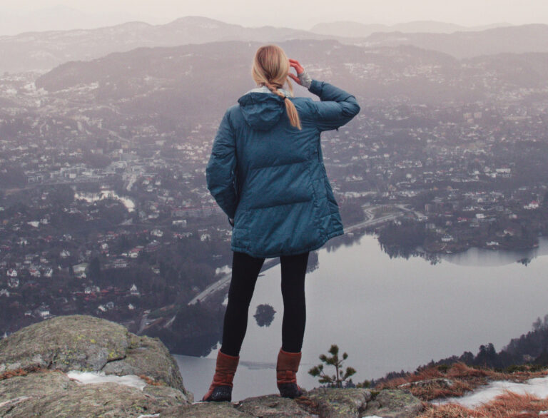 Ways to Find tips about solo camping & hiking guide